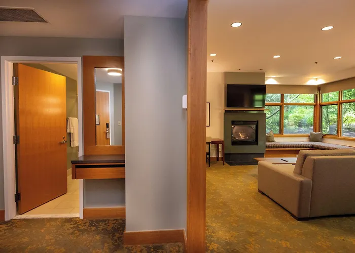Cedarbrook Lodge SeaTac